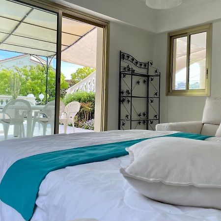 Rez De Jardin De 65M2 Dans Villa A Ница Екстериор снимка