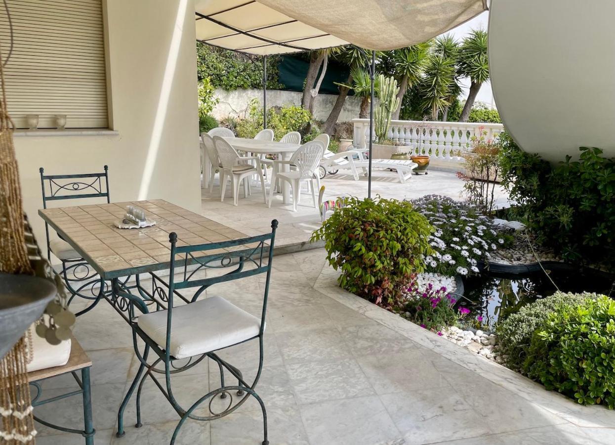 Rez De Jardin De 65M2 Dans Villa A Ница Екстериор снимка